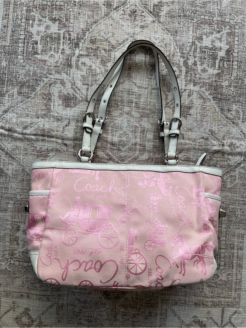 Coach Rare Y2K 2000’s Baby Pink Carriage Shoulder Tote with White Trim - Picture 4 of 16